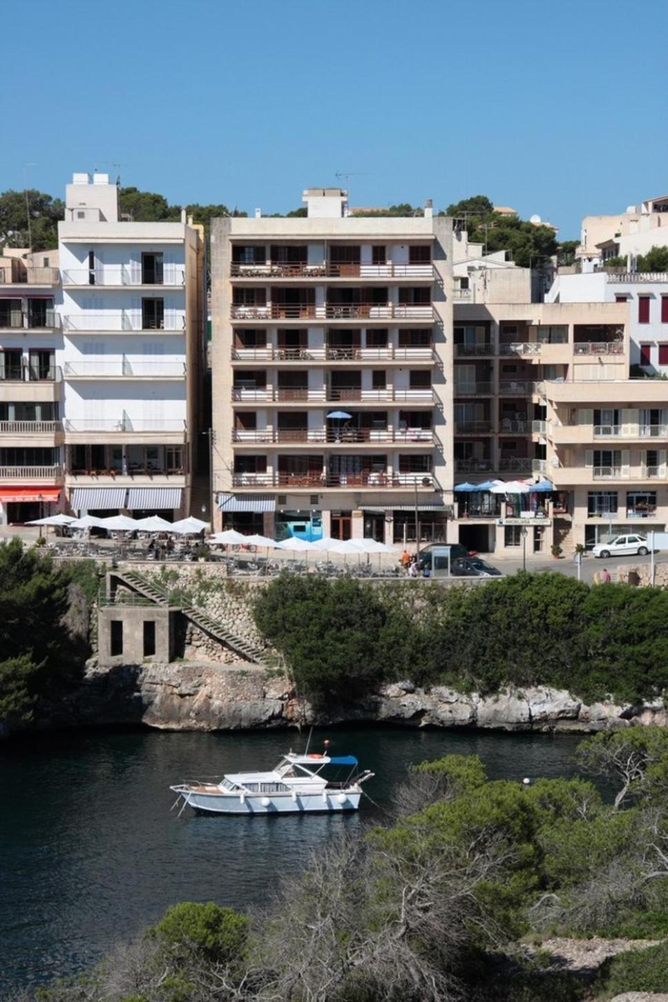Apartamentos Llevant Cala Figuera  Esterno foto