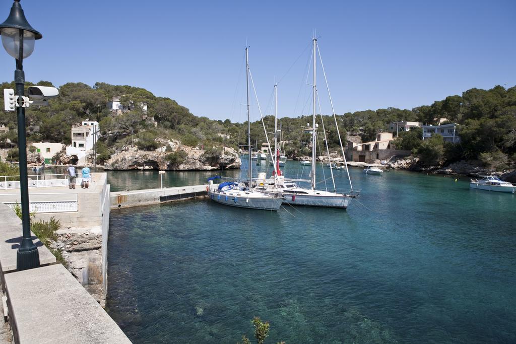 Apartamentos Llevant Cala Figuera  Esterno foto